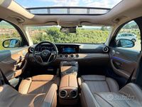 Usata Mercedes E220 194 CV (142 kW) 2022 Nero Station wagon