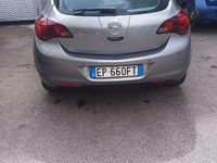 Usata Opel Astra Cosmo 131 CV (96 kW) 2012 Berlina