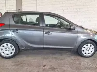 Usata Hyundai i20 85 CV (62 kW) 2015 Grigio Utilitaria