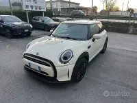Usata Mini ONE Classic 75 CV (55 kW) 2021 Beige Utilitaria