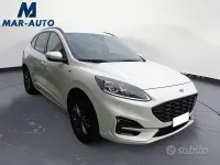 Usata Ford Kuga ST-Line X 190 CV (139 kW) 2022 Bianco SUV