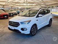 Usata Ford Kuga ST-Line X 120 CV (88 kW) 2019 Bianco SUV