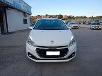Usata Peugeot 208 Active 75 CV (55 kW) 2018 Bianco Utilitaria
