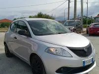 Usata Lancia Ypsilon 69 CV (50 kW) 2018 Grigio Utilitaria