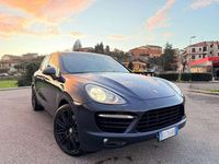 Usata Porsche Cayenne Turbo 500 CV (367 kW) 2011 Blu/azzurro SUV