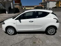 Usata Lancia Ypsilon 95 CV (69 kW) 2017 Bianco Utilitaria