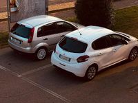 Usata Ford Fiesta 75 CV (55 kW) 2004 Grigio Utilitaria