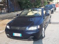 Usata Opel Astra Cabriolet 90 CV (66 kW) 2002 Blu Cabrio