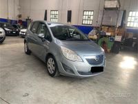 Usata Opel Meriva Cosmo 101 CV (74 kW) 2012 Grigio Monovolume