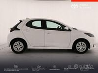 Usata Toyota Yaris Active 72 CV (52 kW) 2023 Bianco Utilitaria