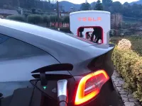Usata Tesla Model Y 189 kW (258 CV) 2023 Nero SUV