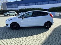 Usata Ford Fiesta 60 CV (44 kW) 2016 Bianco Berlina