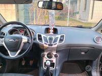 Usata Ford Fiesta Titanium 96 CV (70 kW) 2010 Nero Utilitaria