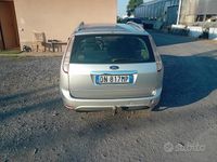 Usata Ford Focus 90 CV (66 kW) 2009 Grigio Station wagon