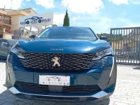Usata Peugeot 3008 Allure 131 CV (96 kW) 2022 Bluazzurro SUV