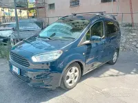 Usata Ford Tourneo Courier 100 CV (73 kW) 2016 Bluazzurro Monovolume