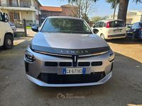 Usata Lancia Ypsilon 101 CV (74 kW) 2025 Utilitaria