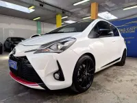 Usata Toyota Yaris Hybrid Sport 73 CV (53 kW) 2019 Bianco Berlina