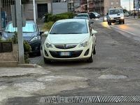 Usata Opel Corsa Cosmo 75 CV (55 kW) 2012 Bianco Berlina