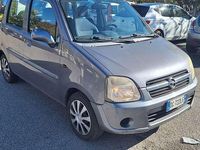 Usata Opel Agila Edition 60 CV (44 kW) 2007 Grigio Utilitaria