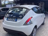 Usata Lancia Ypsilon S 69 CV (50 kW) 2012 Bianco Utilitaria