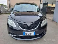 Usata Lancia Ypsilon 69 CV (50 kW) 2015 Nero Utilitaria