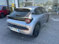 Usata Lancia Ypsilon 110 CV (80 kW) 2024 Argento Utilitaria