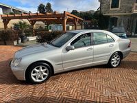 Usata Mercedes C220 Elegance 150 CV (110 kW) 2004 Argento Berlina