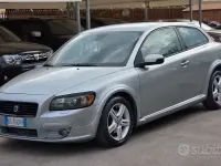 Usata Volvo C30 Summum 136 CV (100 kW) 2007 Grigio Utilitaria