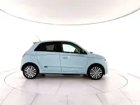Usata Renault Twingo Techno 30 kW (42 CV) 2023 Blu shopping Utilitaria