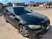 Usata BMW 318 143 CV (105 kW) 2011 Nero Station wagon