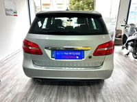 Usata Mercedes B180 Premium 122 CV (89 kW) 2012 Grigio Monovolume