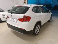 Usata BMW X1 143 CV (105 kW) 2011 Bianco SUV
