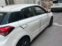 Usata Hyundai i20 84 CV (61 kW) 2017 Bianco Berlina