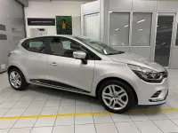 Usata Renault Clio 2019 Grigio chiaro