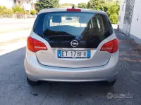 Usata Opel Meriva 101 CV (74 kW) 2014 Grigio Monovolume