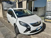Usata Opel Zafira Tourer Cosmo 150 CV (110 kW) 2012 Bianco Monovolume