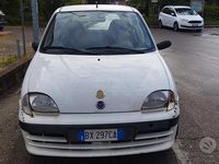 Usata Fiat 600 2002 Bianco Berlina