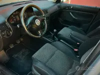 Usata VW Golf IV 105 CV (77 kW) 2003 Grigio Berlina