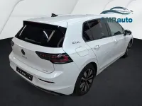 Usata VW Golf VIII Edition 150 CV (110 kW) 2025 Bianco perlato Berlina