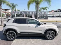 Usata Jeep Avenger Longitude 101 CV (74 kW) 2024 Beige SUV