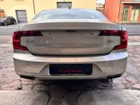 Usata Volvo S90 Momentum 150 CV (110 kW) 2018 Other Berlina