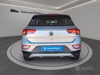 Usata VW T-Roc Life 110 CV (80 kW) 2023 Grigio SUV