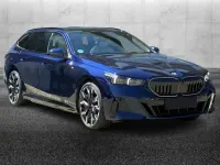 Usata BMW 530e M Sport 299 CV (219 kW) 2025 Blu/azzurro Station wagon