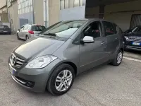 Gebraucht Mercedes A160 95 PS (69 kW) 2011 Grau Limousine