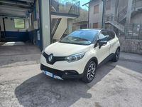 Usata Renault Captur 90 CV (66 kW) 2016 Beige SUV