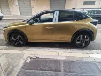 Nuova Lancia Ypsilon 100 CV (73 kW) 2026 Marrone Utilitaria