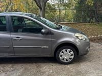 Usata Renault Clio III 75 CV (55 kW) 2012 Grigio Utilitaria