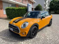 Usata Mini Cooper SD Clubman Business 190 CV (139 kW) 2017 Arancione pastello Station wagon