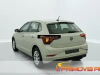 Usata VW Polo 80 CV (58 kW) 2021 Grigio scuro Utilitaria